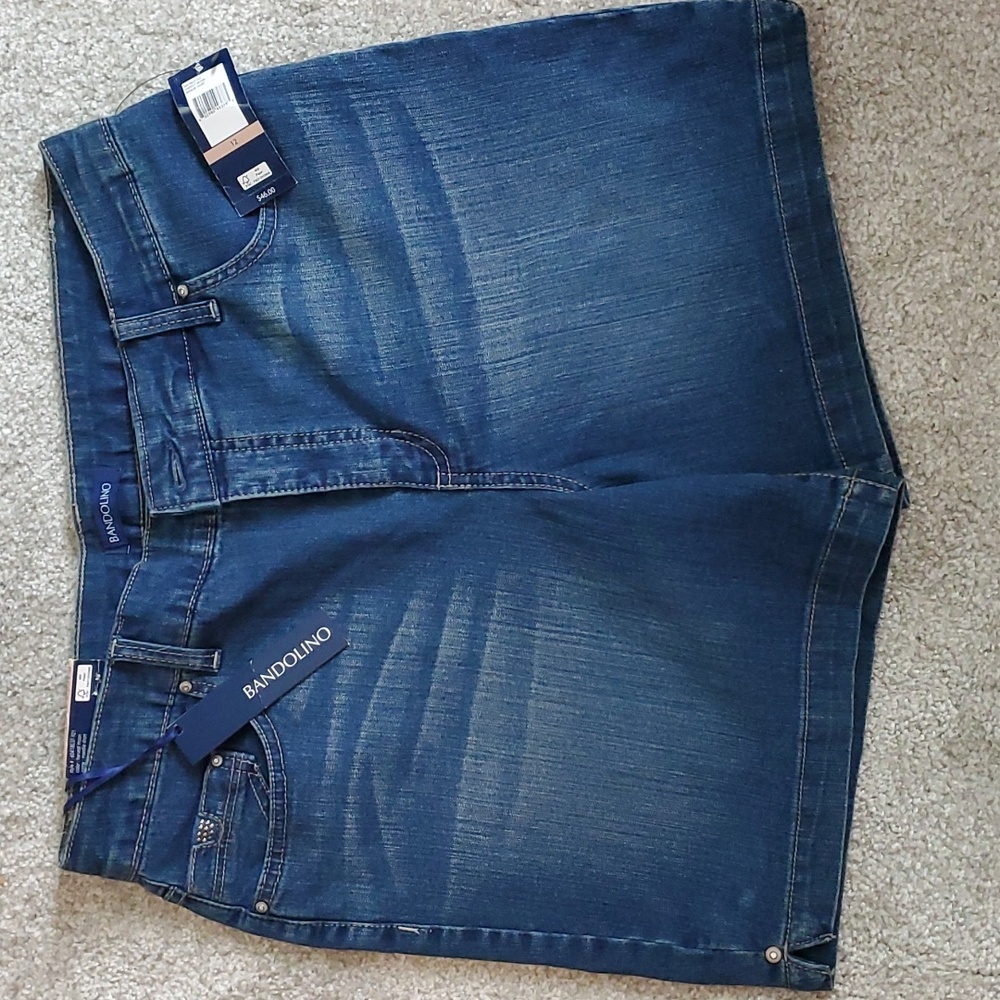 Bandolino Mandie Shorts, NWT, sz 12